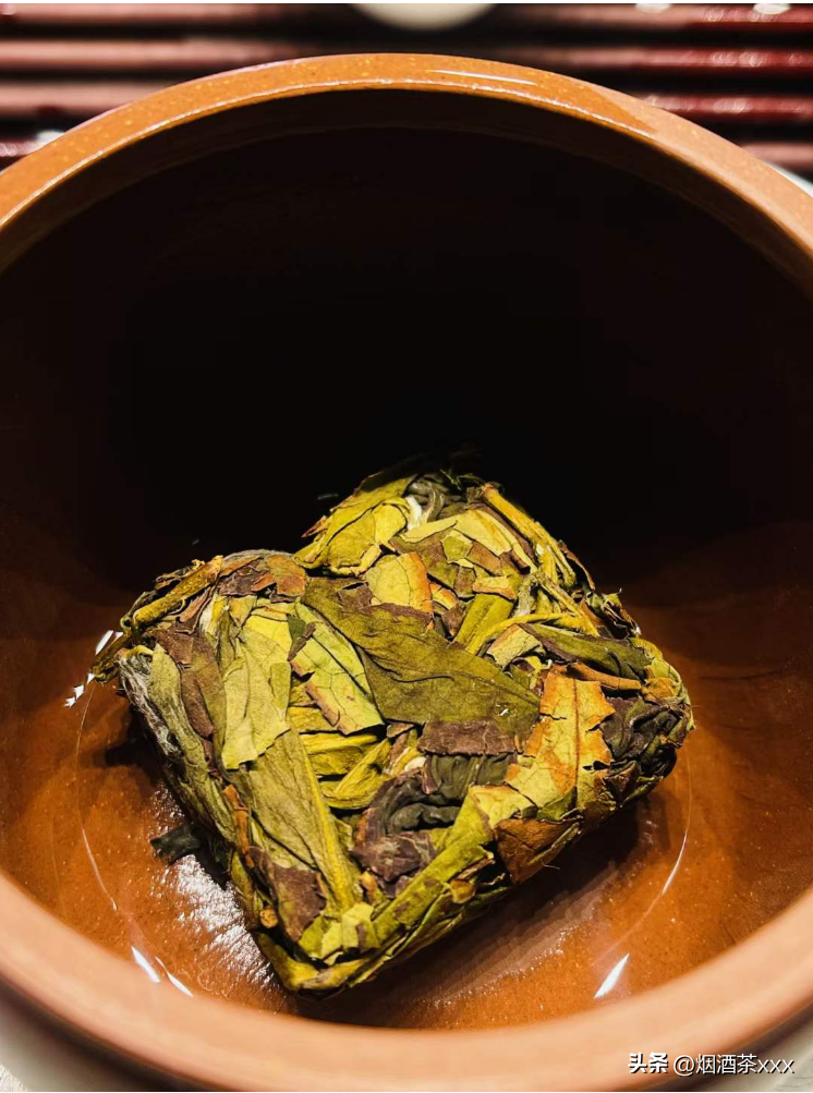 漳平水仙茶介绍及特点，如何选购和品鉴漳平水仙花茶